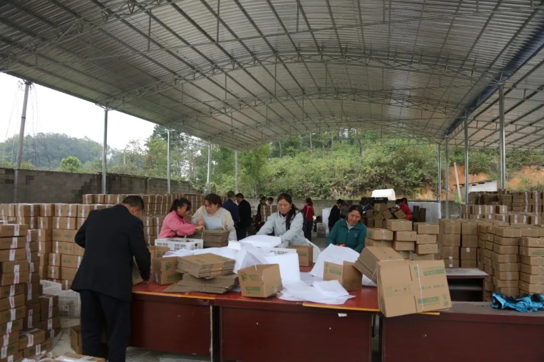 97fd77c03cccd4ca41e02f370b18899a.jpg 97fd77c03cccd4ca41e02f370b18899a.jpg