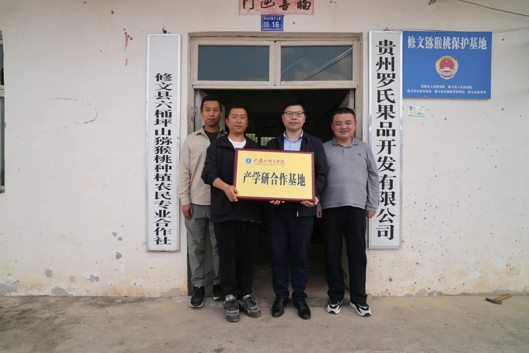 f01d77124a19dc8889a1906e398cb7c9.jpg f01d77124a19dc8889a1906e398cb7c9.jpg