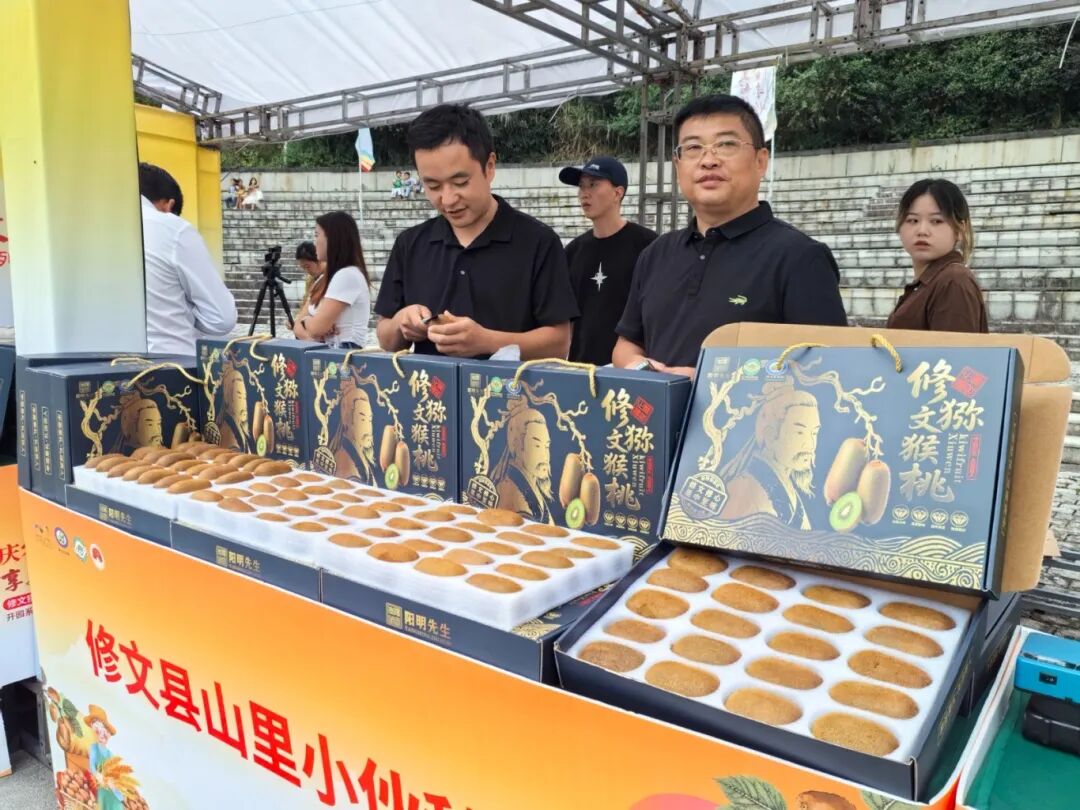 15f540d4594d4495157bb857cf098934.jpg 15f540d4594d4495157bb857cf098934.jpg